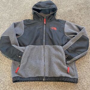 Boys hooded Northface Denali polartec fleece